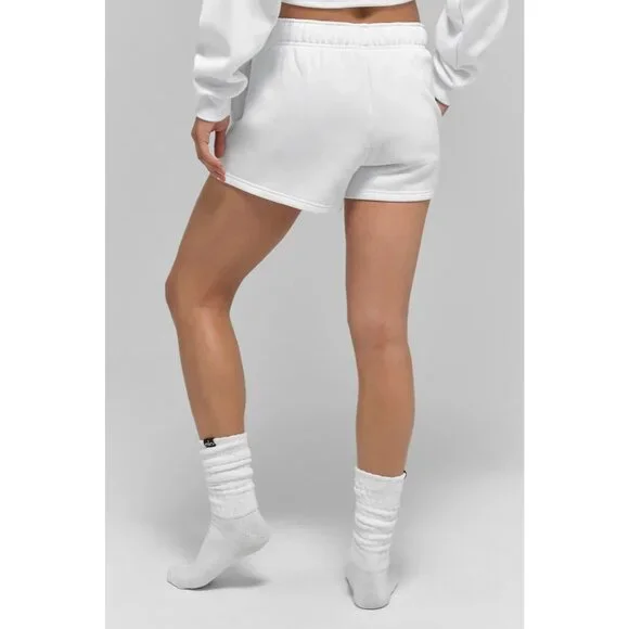 Alo Yoga Accolade Shorts in White - Picture 5 of 5
